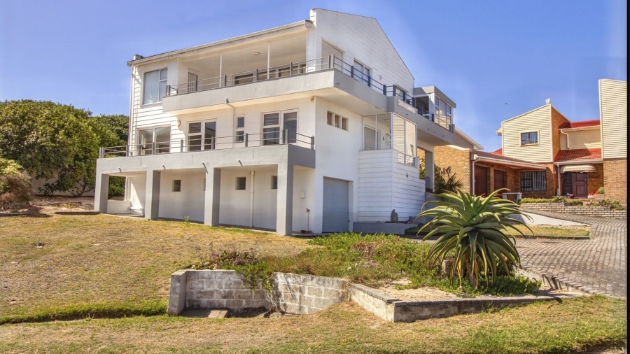 To Let 5 Bedroom Property for Rent in Vermont Western Cape